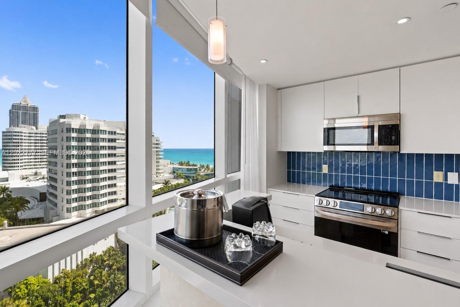 4401 Collins Ave # 1115, Miami Beach FL 33140