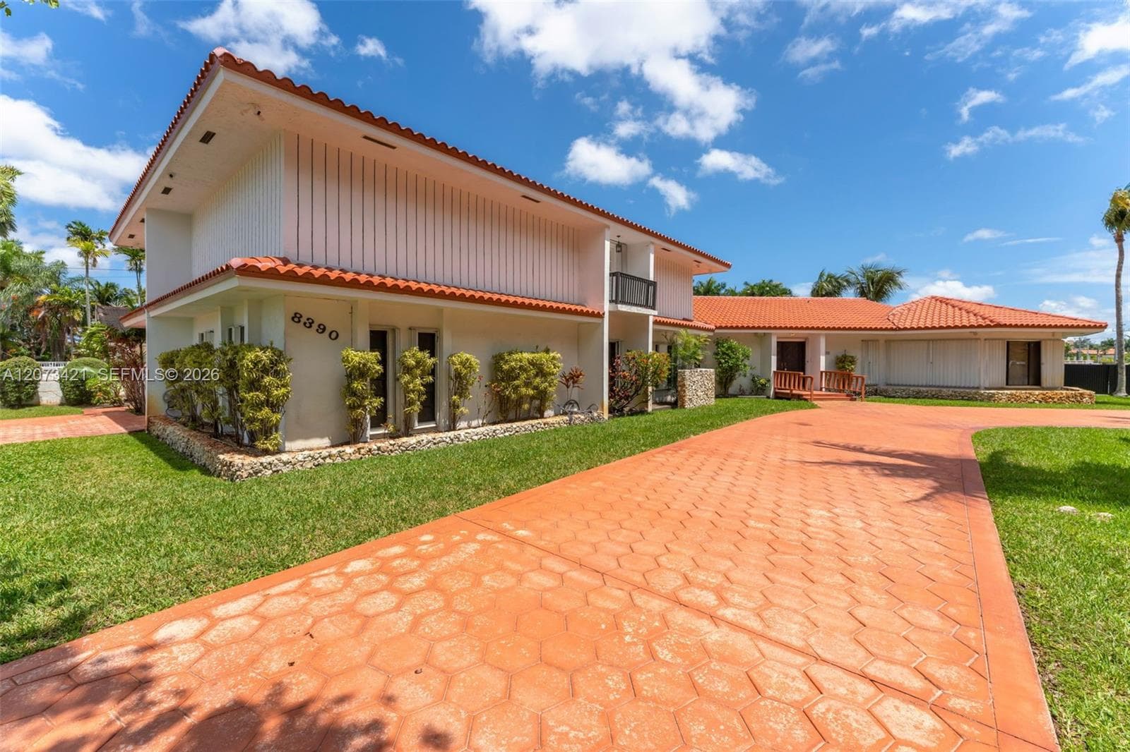 8390 SW 2nd St, Miami FL 33144