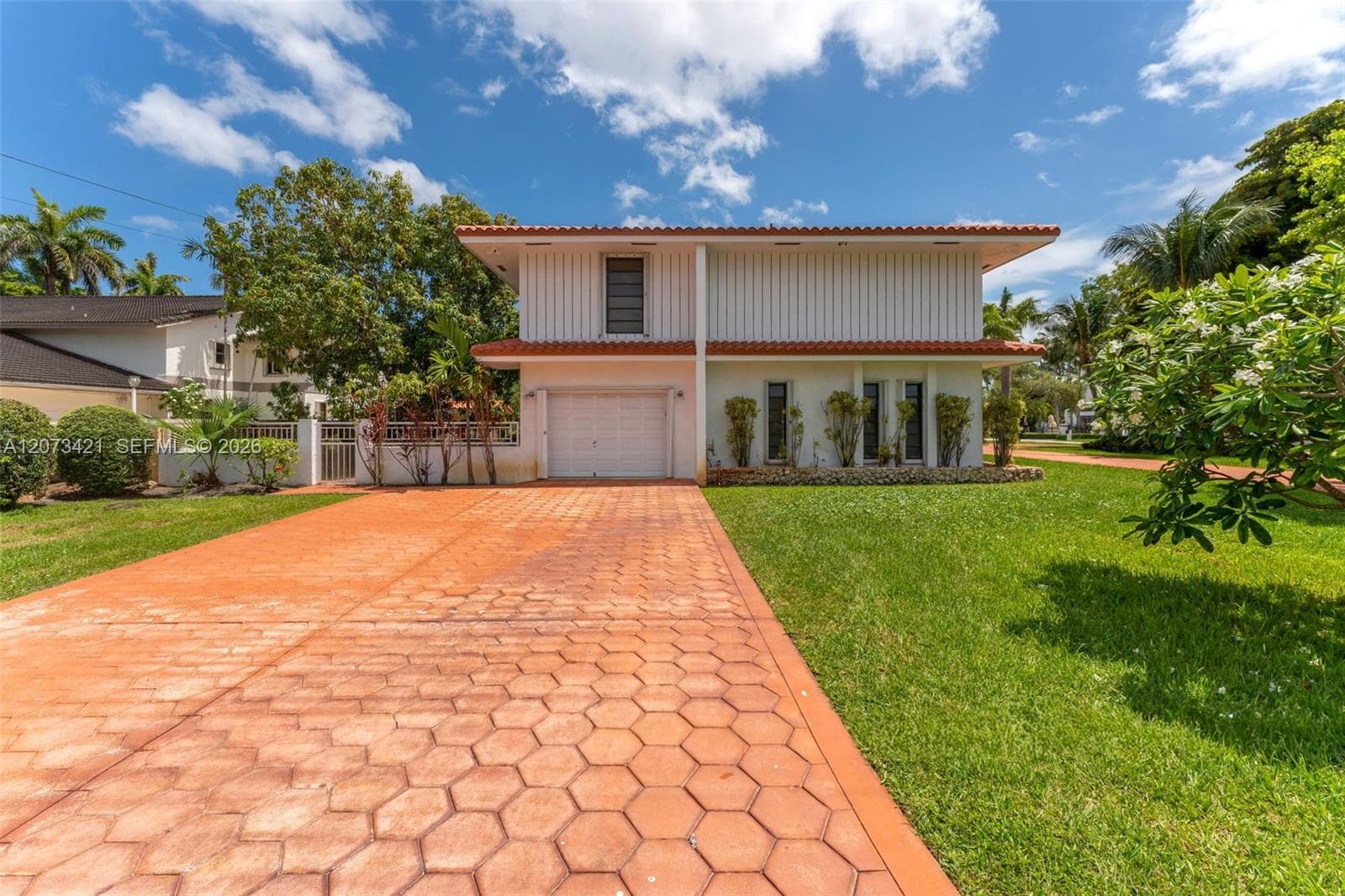 8390 SW 2nd St, Miami FL 33144