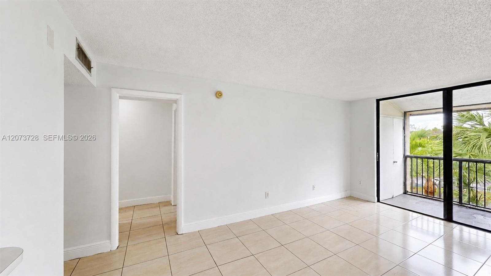 14201 N Kendall Dr # 401D, Miami FL 33186