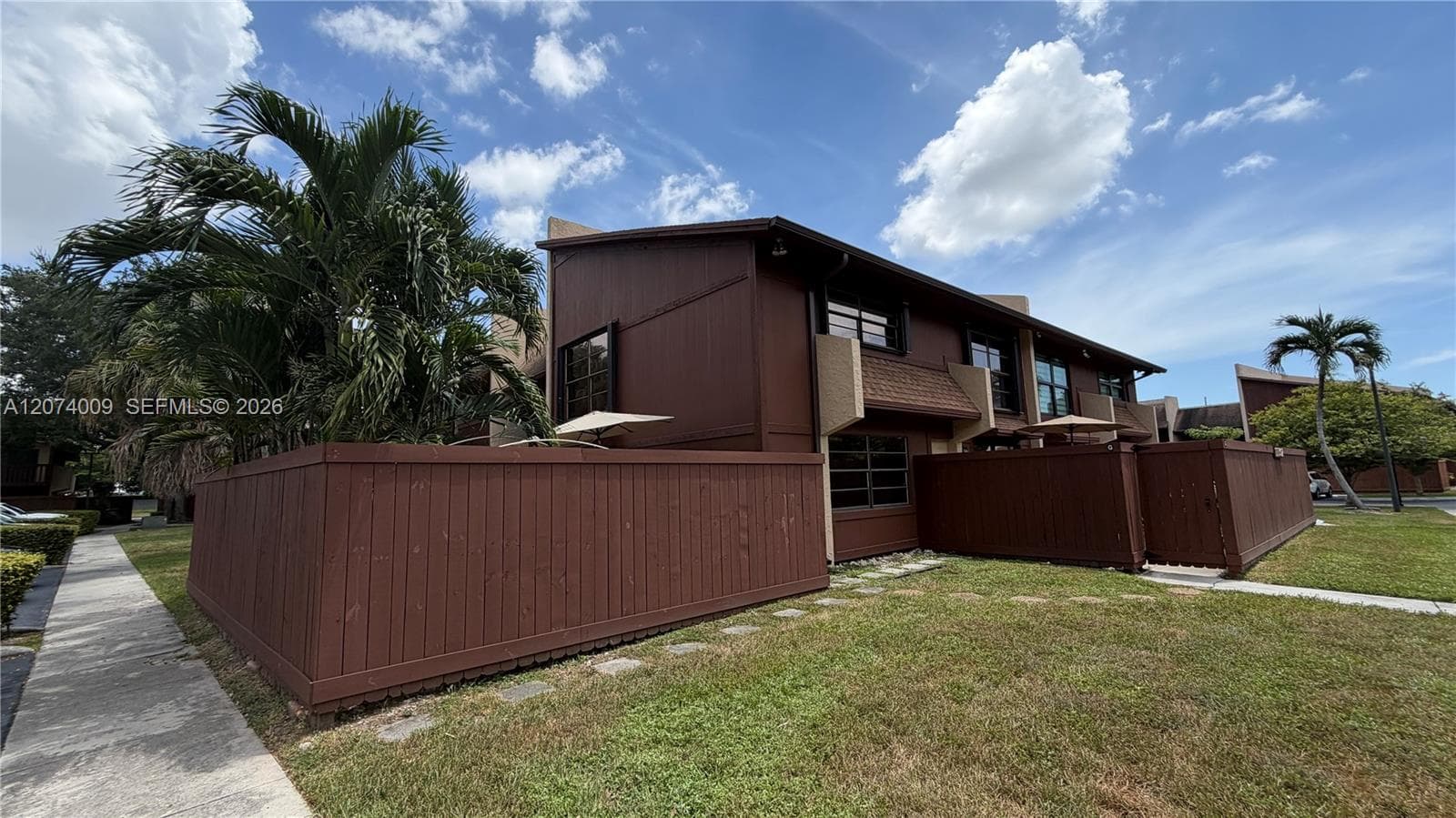 11507 SW 64th St # G, Miami FL 33173