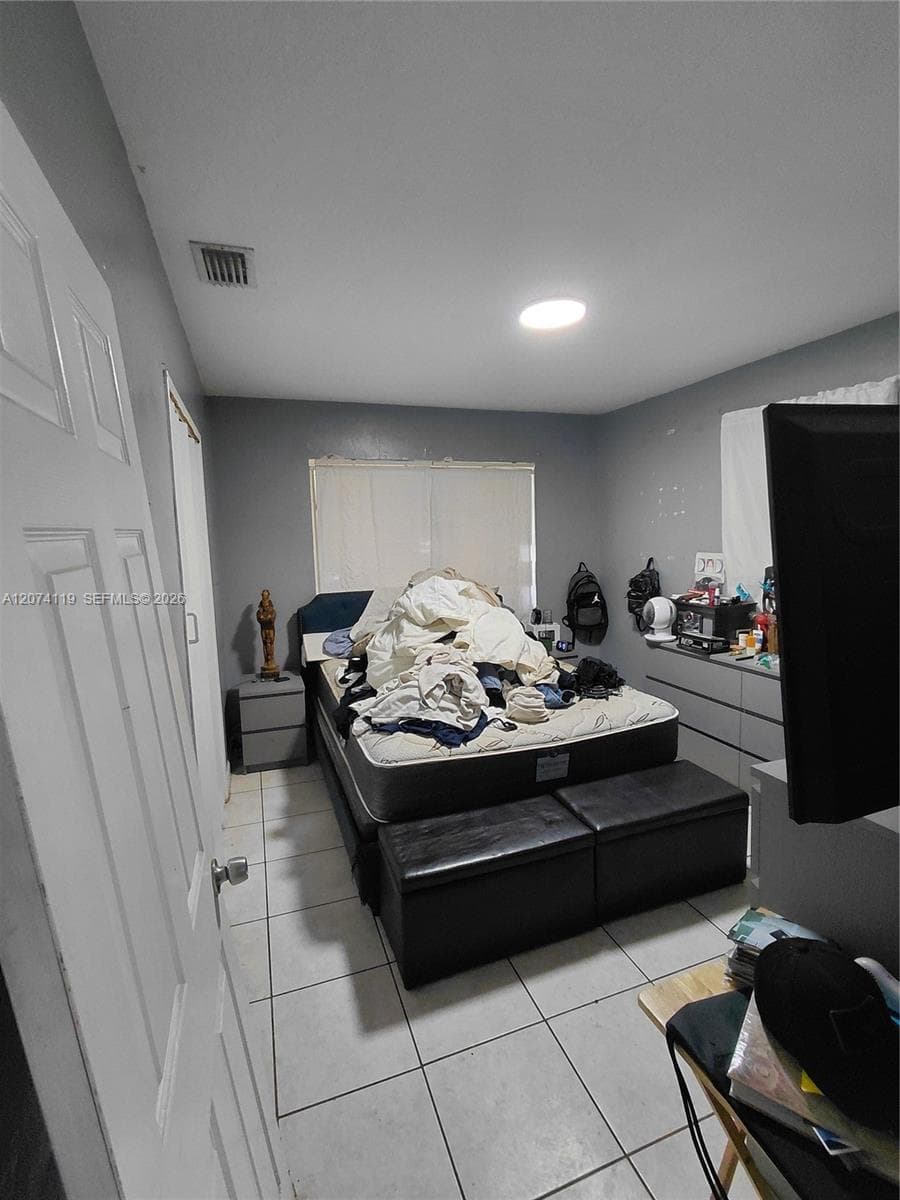 3300 NW 50th St, Miami FL 33142