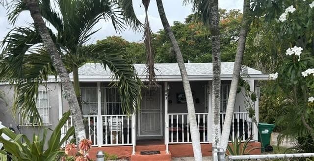 863 NW 113th St, Miami FL 33168