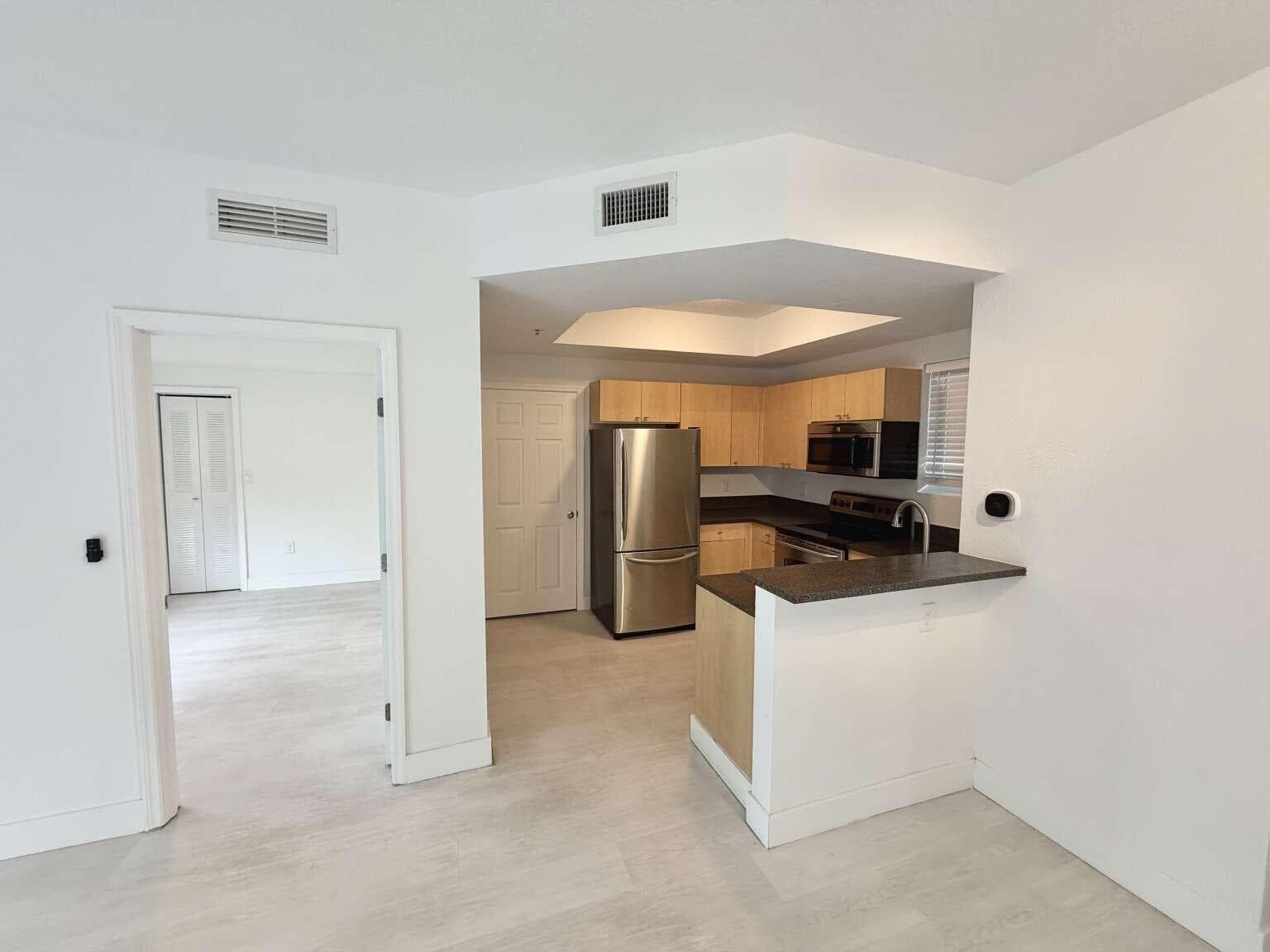 7516 NE 1 Avenue # 302, Miami FL 33138