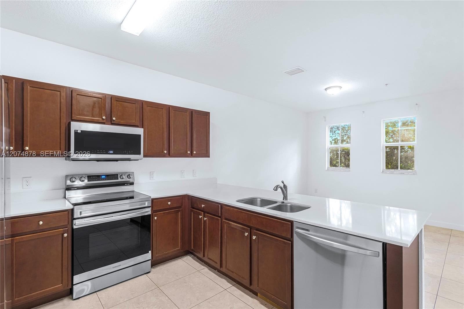 260 NW 109th Ave # 204, Miami FL 33172