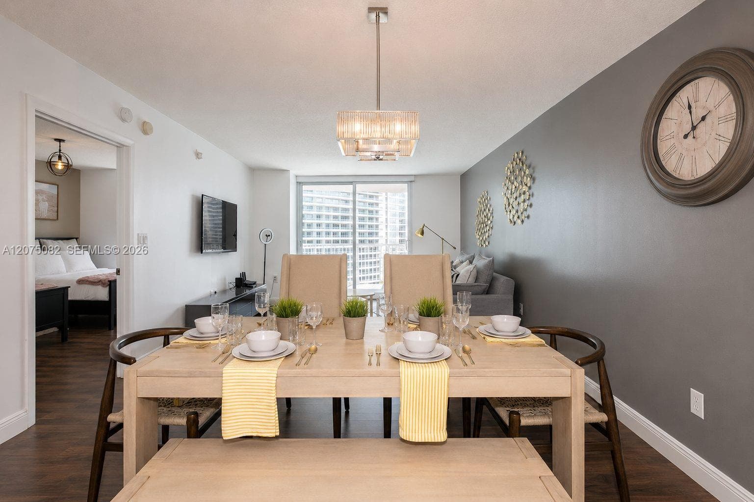 1200 Brickell Bay Dr # 3207, Miami FL 33131