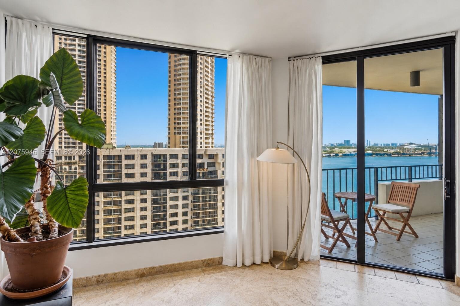 520 Brickell Key Dr # A1902, Miami FL 33131