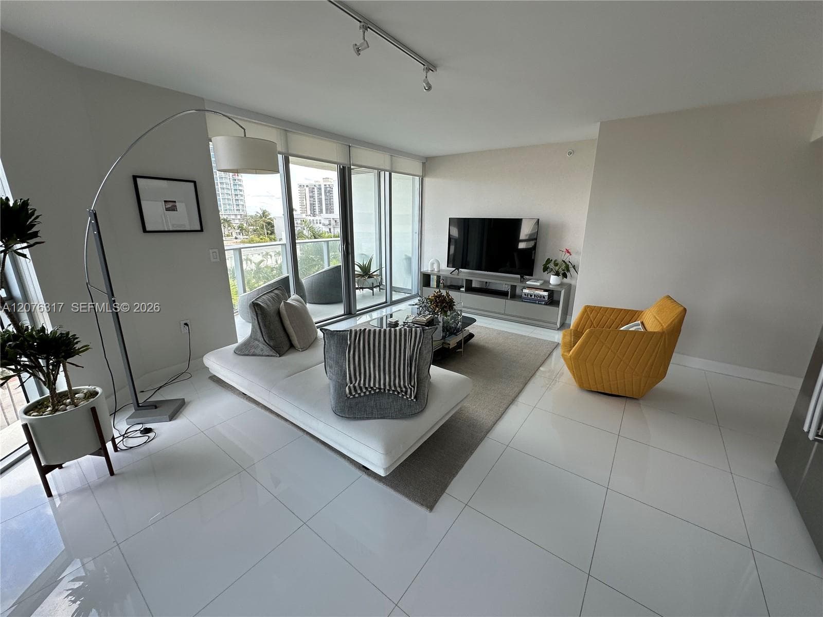 6620 Indian Creek Dr # 505, Miami Beach FL 33141