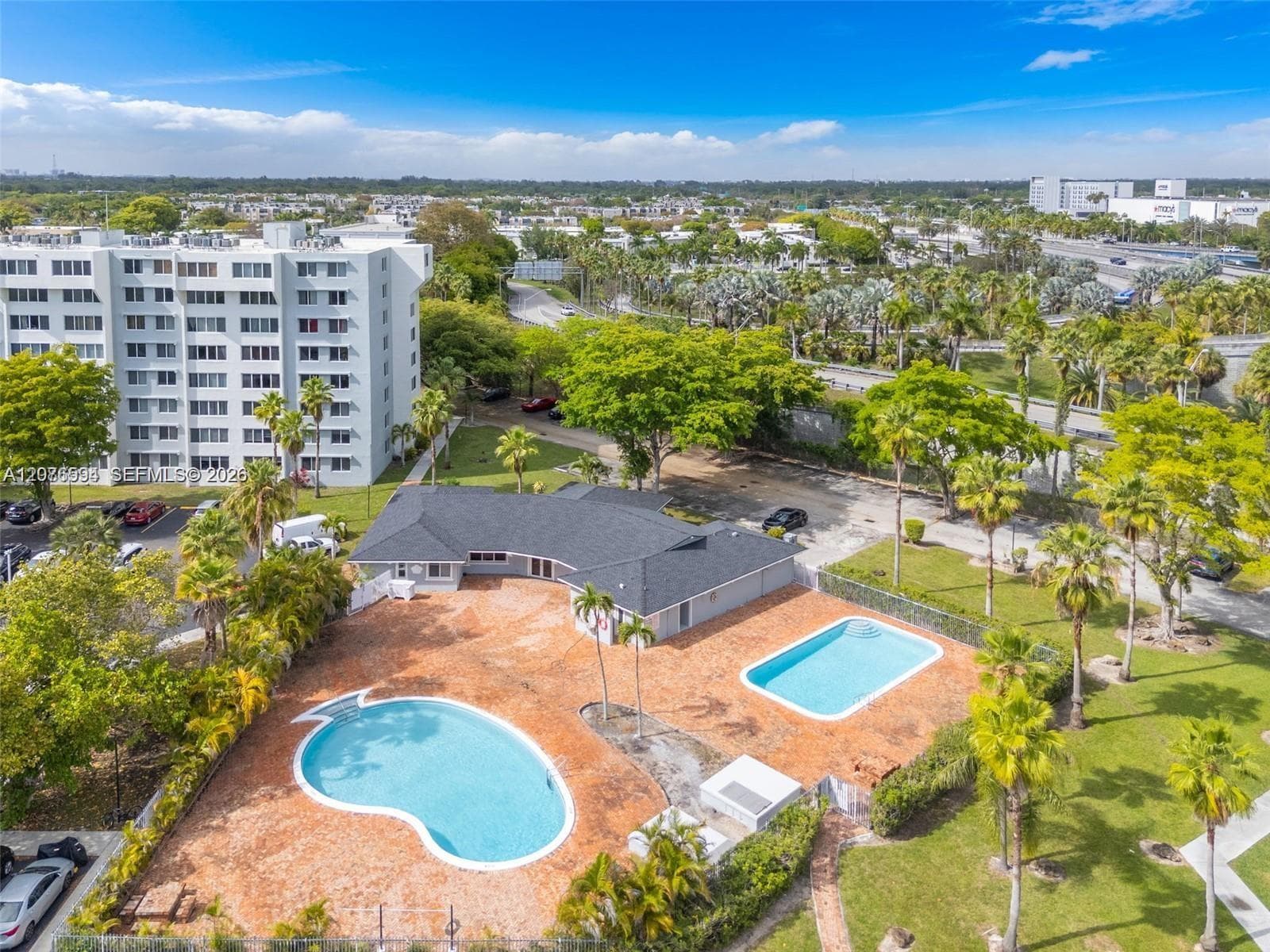 9143 SW 77th Ave # B710, Miami FL 33156