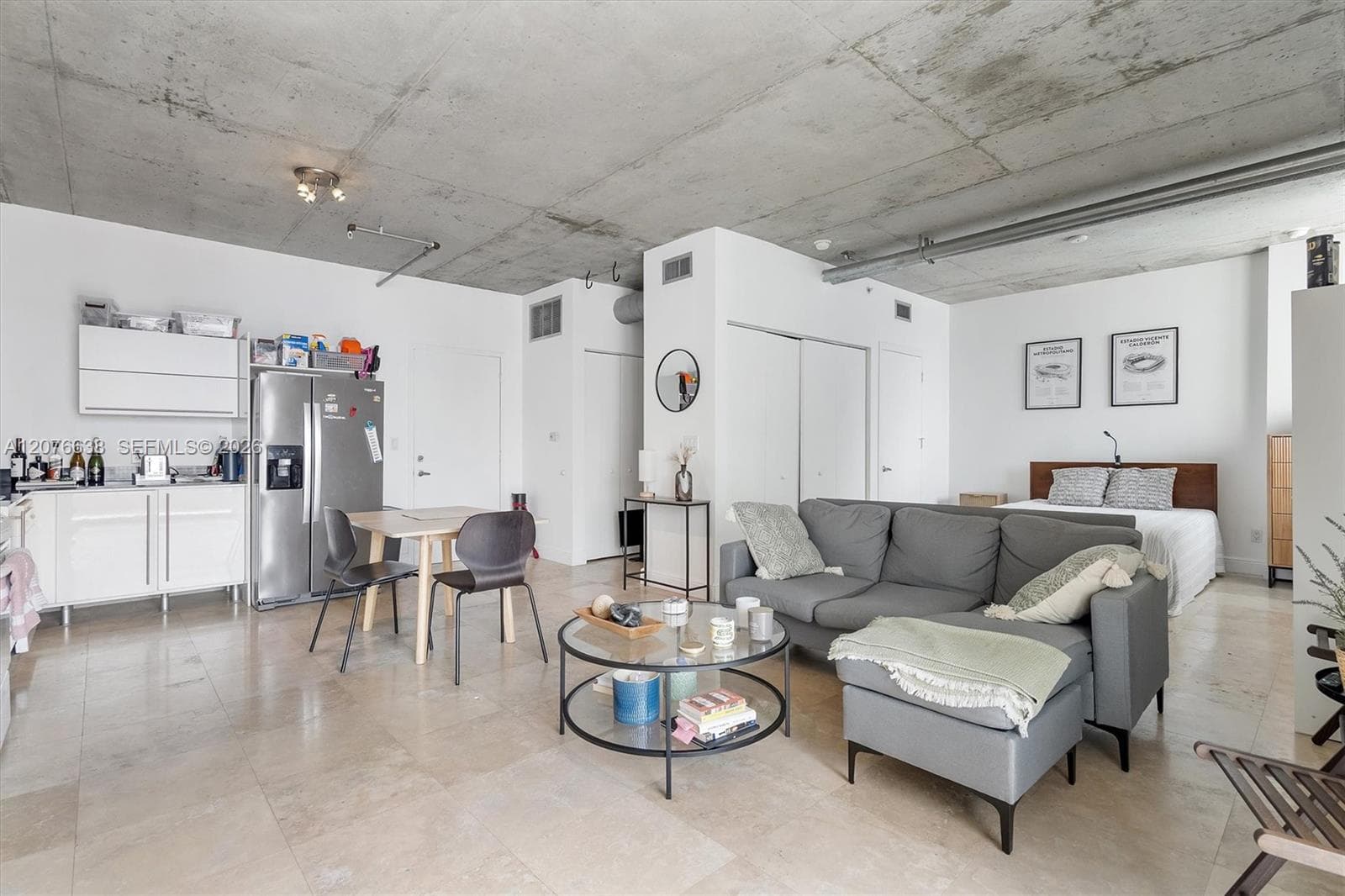 690 SW 1st Ct # 2025, Miami FL 33130