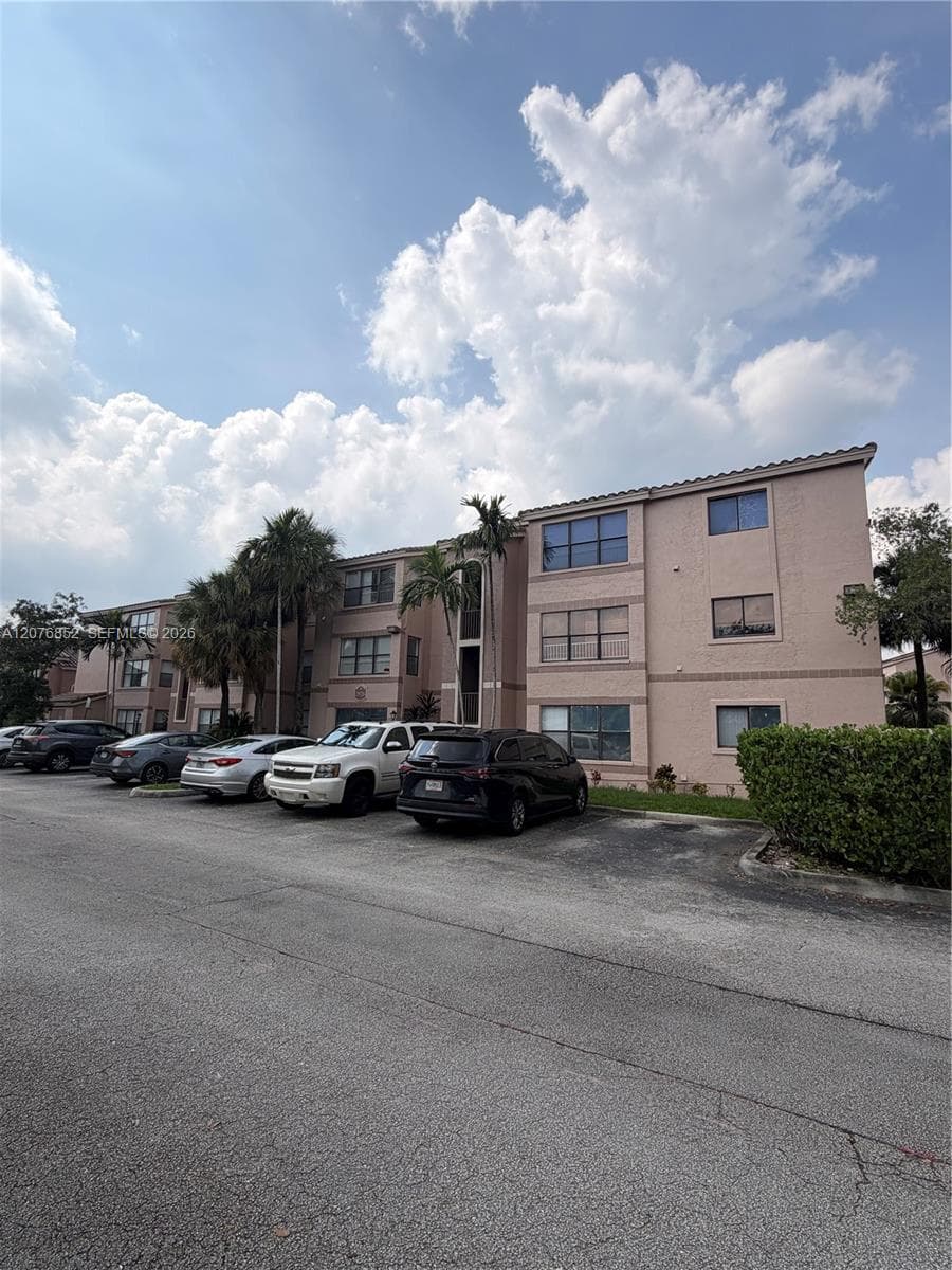 2926 S University Dr # 6107, Davie FL 33328