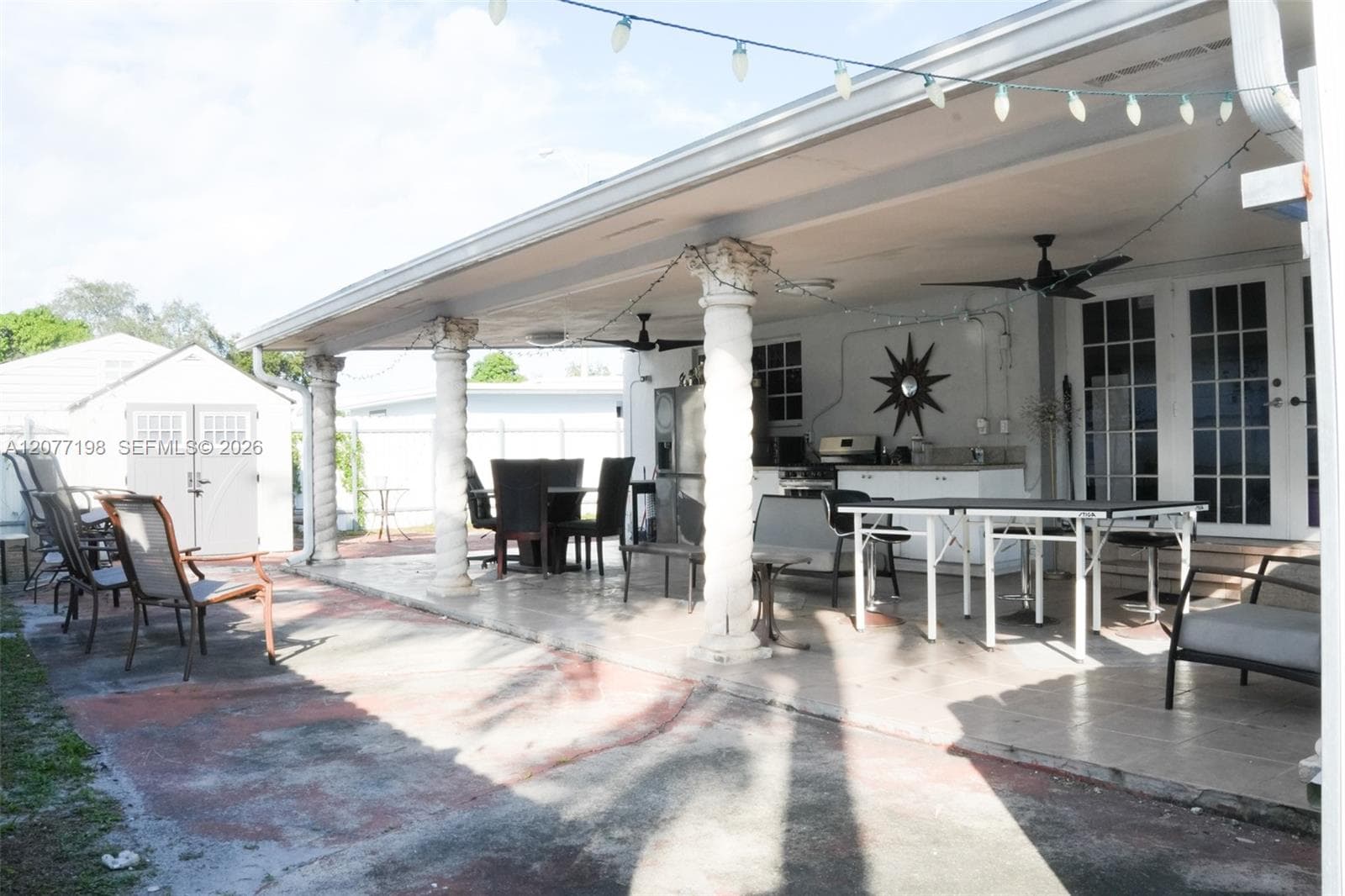 2955 NW 102nd St, Miami FL 33147