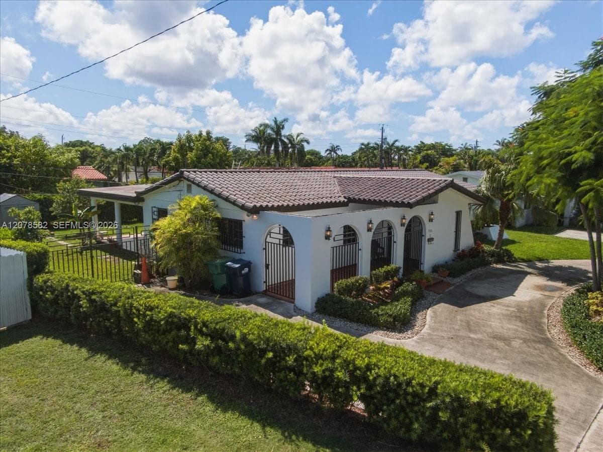 3625 SW 122nd Pl, Miami FL 33175