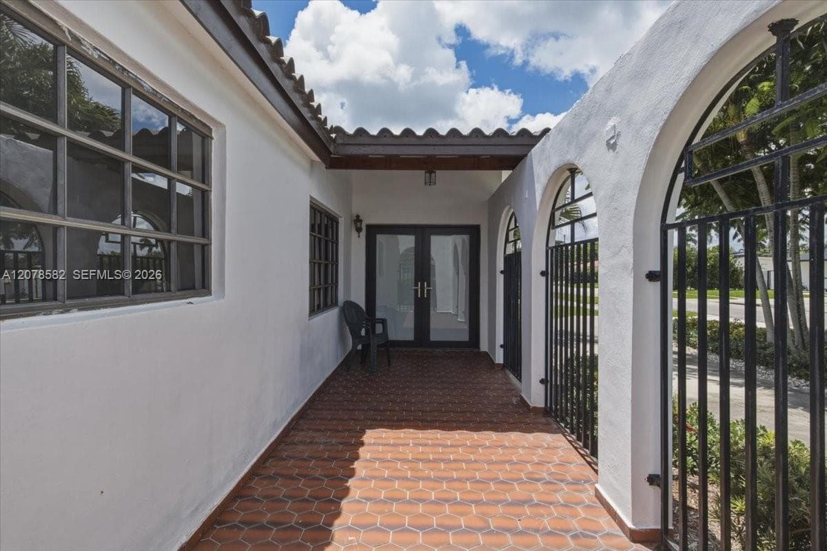 3625 SW 122nd Pl, Miami FL 33175