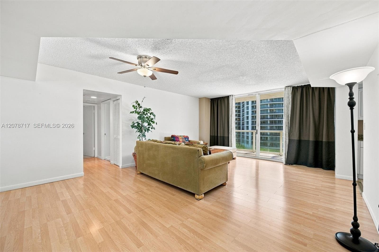 5900 Collins Ave # 1006, Miami Beach FL 33140