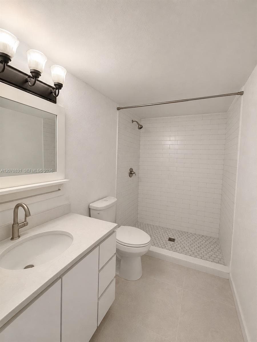 5055 NW 7th St # 1004, Miami FL 33126