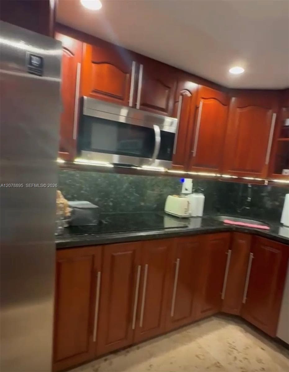 5555 Collins Ave # 10G, Miami Beach FL 33140