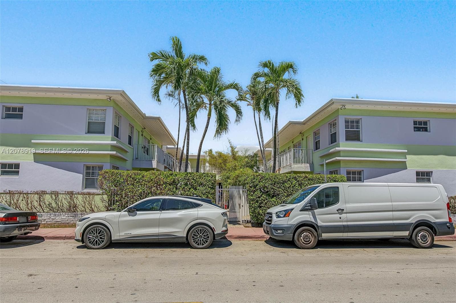 915 8th St # 102, Miami Beach FL 33139