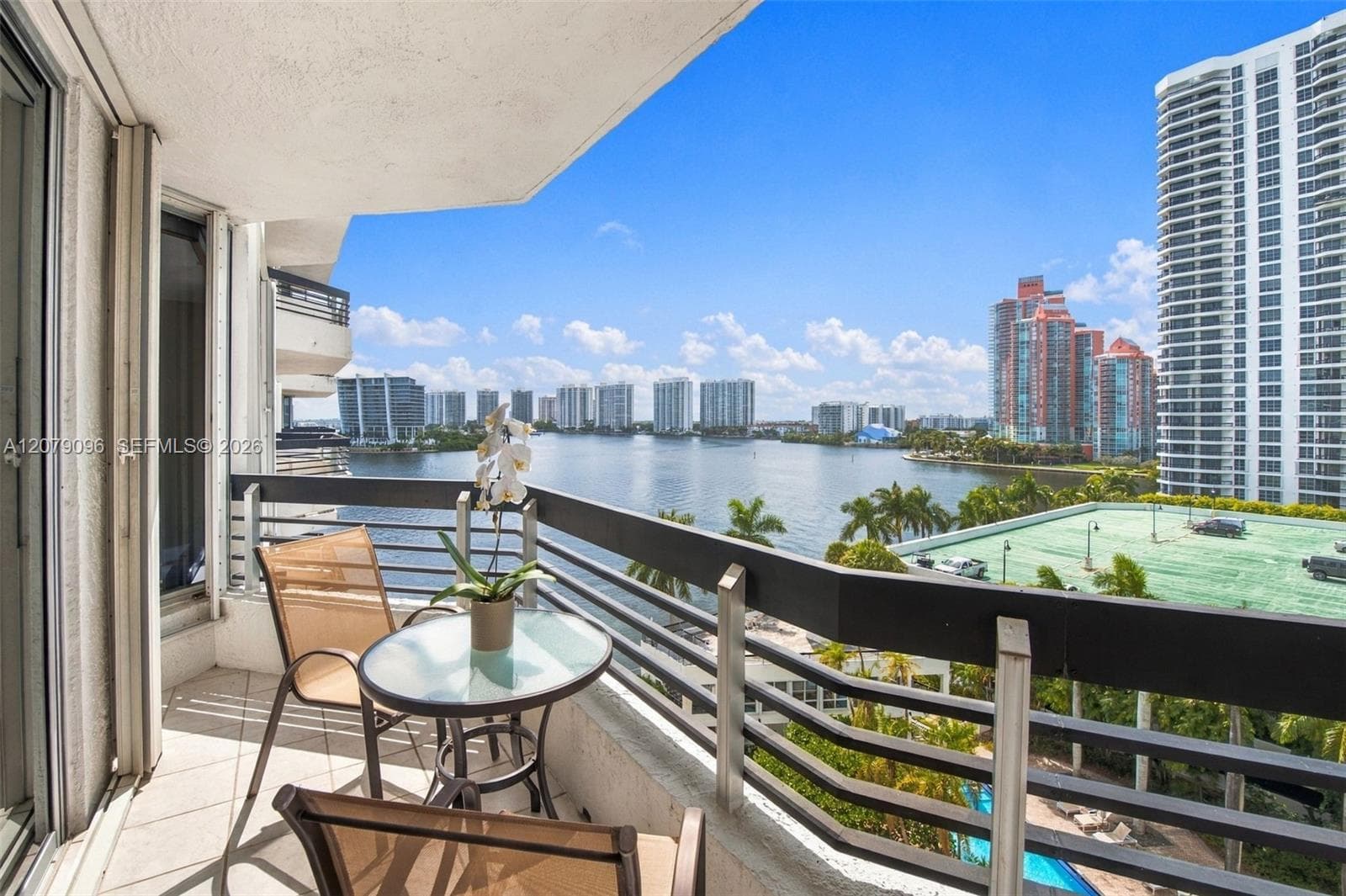 3600 Mystic Pointe Dr # 903, Aventura FL 33180