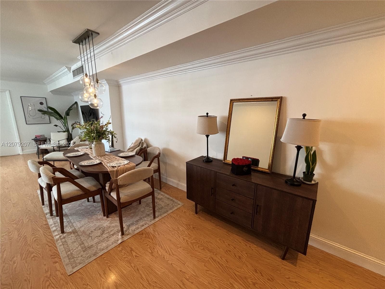 999 Brickell Bay Dr # 1105, Miami FL 33131