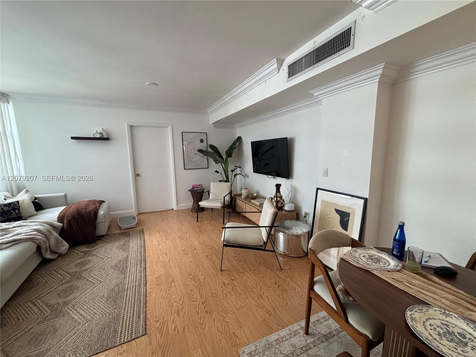 999 Brickell Bay Dr # 1105, Miami FL 33131