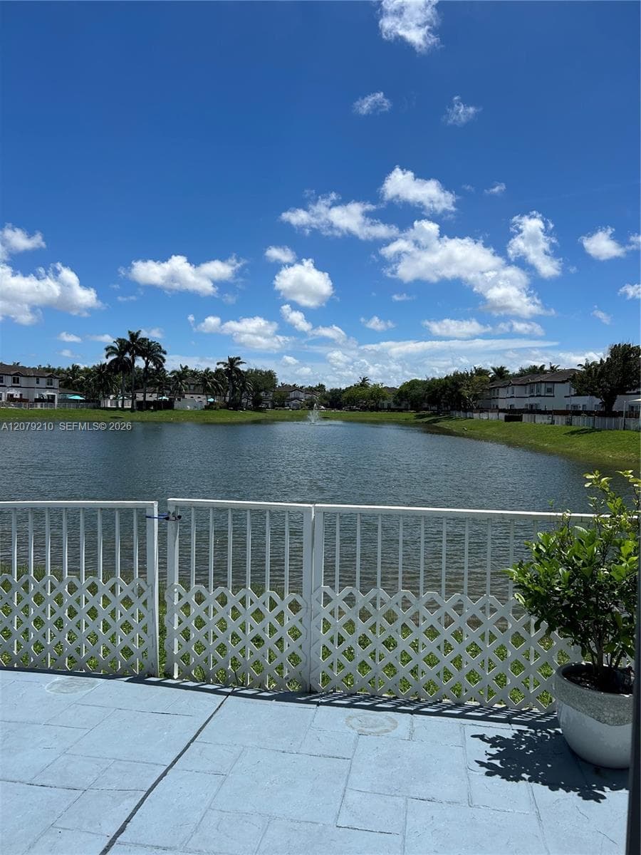 11520 NW 79th Ln, Doral FL 33178