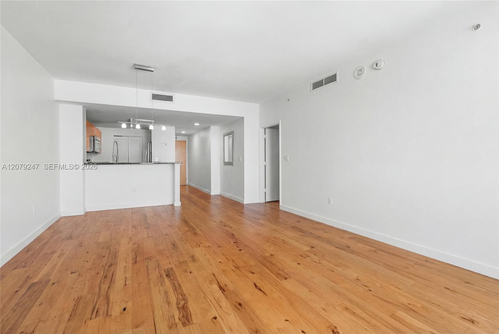 253 NE 2nd St # 1007, Miami FL 33132