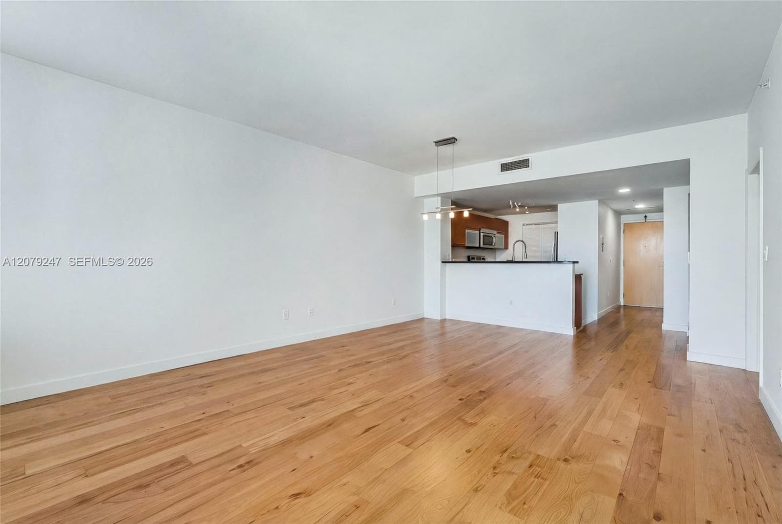 253 NE 2nd St # 1007, Miami FL 33132