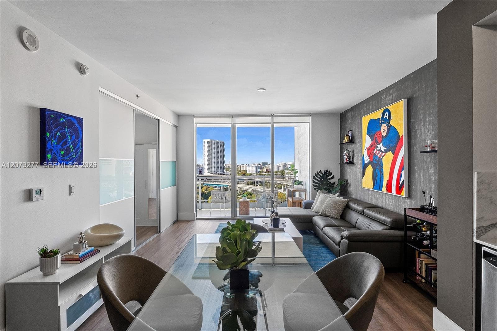90 SW 3rd St # 1506, Miami FL 33130