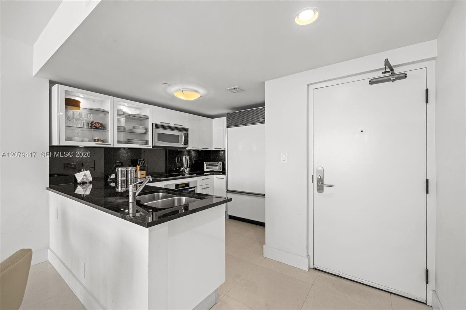 6801 Collins Ave # 1401, Miami Beach FL 33141