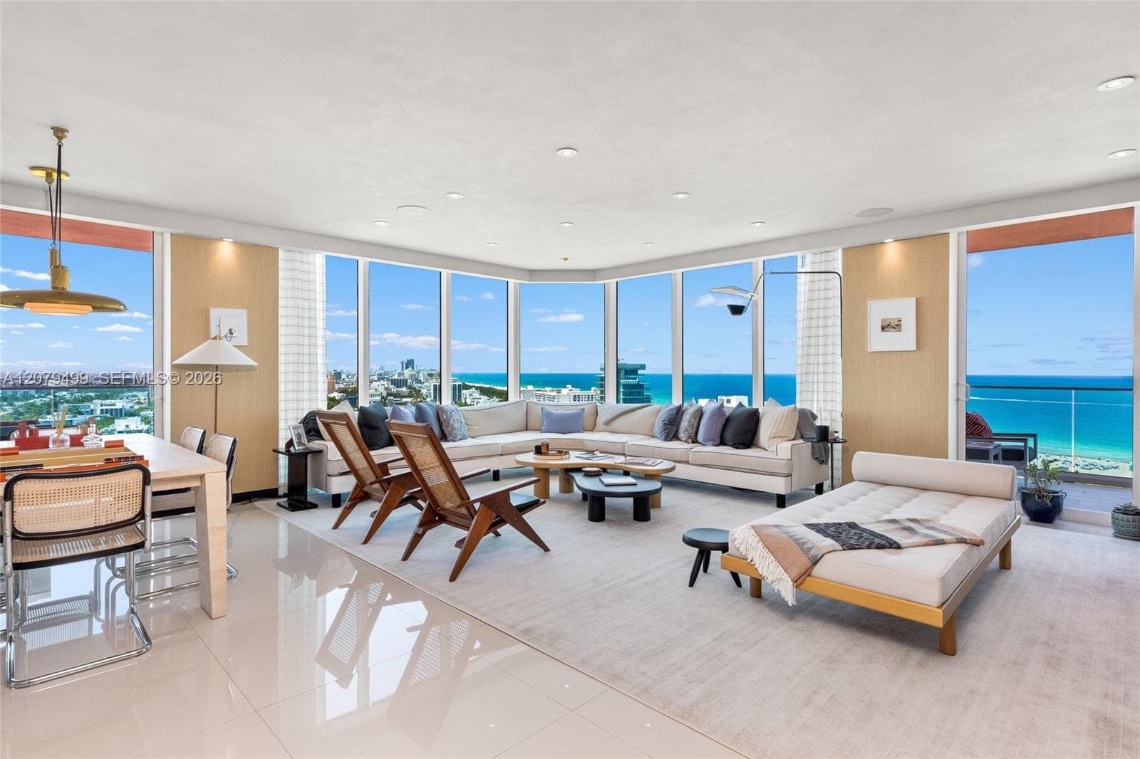 300 S Pointe Dr # 2005, Miami Beach FL 33139