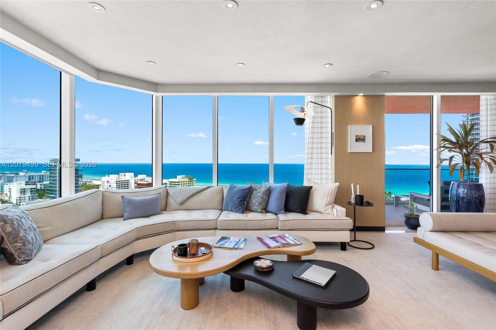 300 S Pointe Dr # 2005, Miami Beach FL 33139