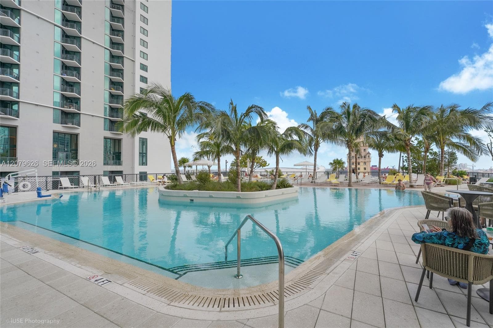 159 NE 6th St # 3303, Miami FL 33132