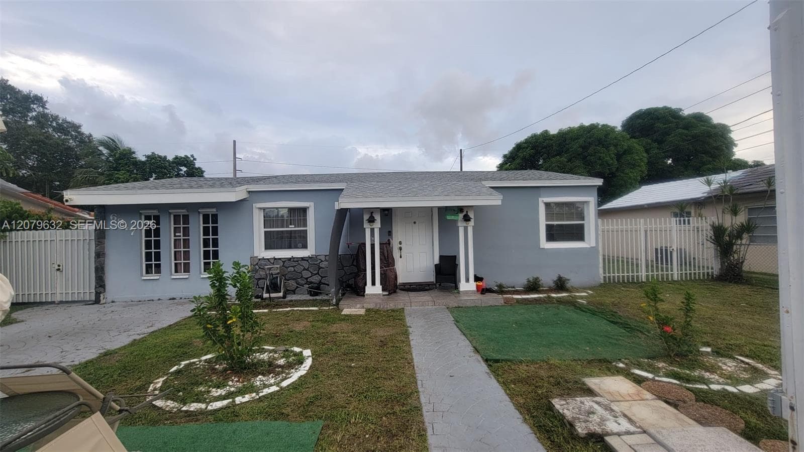 6847 SW 13th St, Miami FL 33144