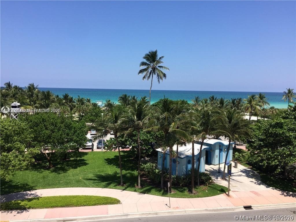 6450 Collins Ave # 205, Miami Beach FL 33141