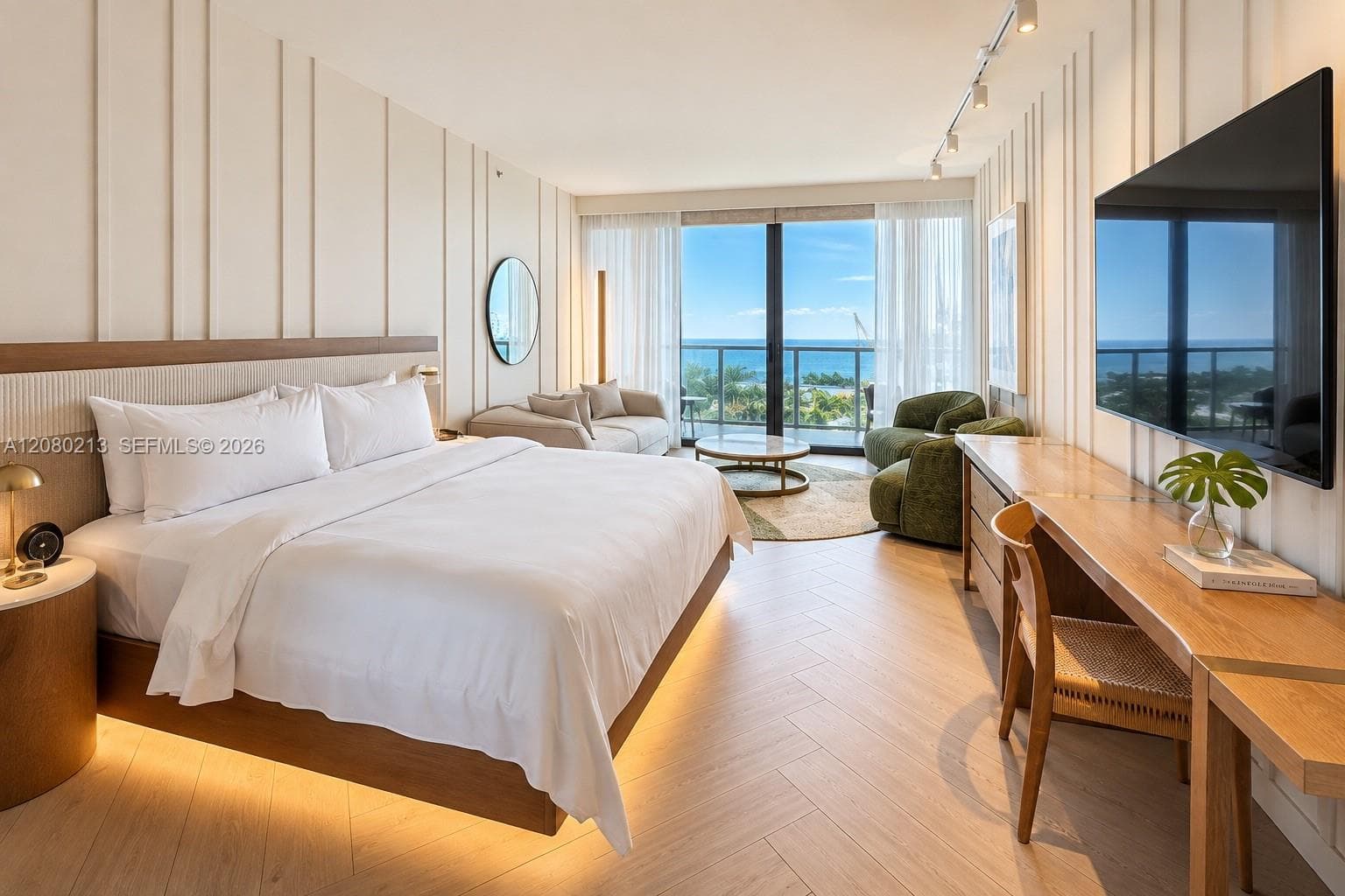 2201 Collins Ave # 807, Miami Beach FL 33139