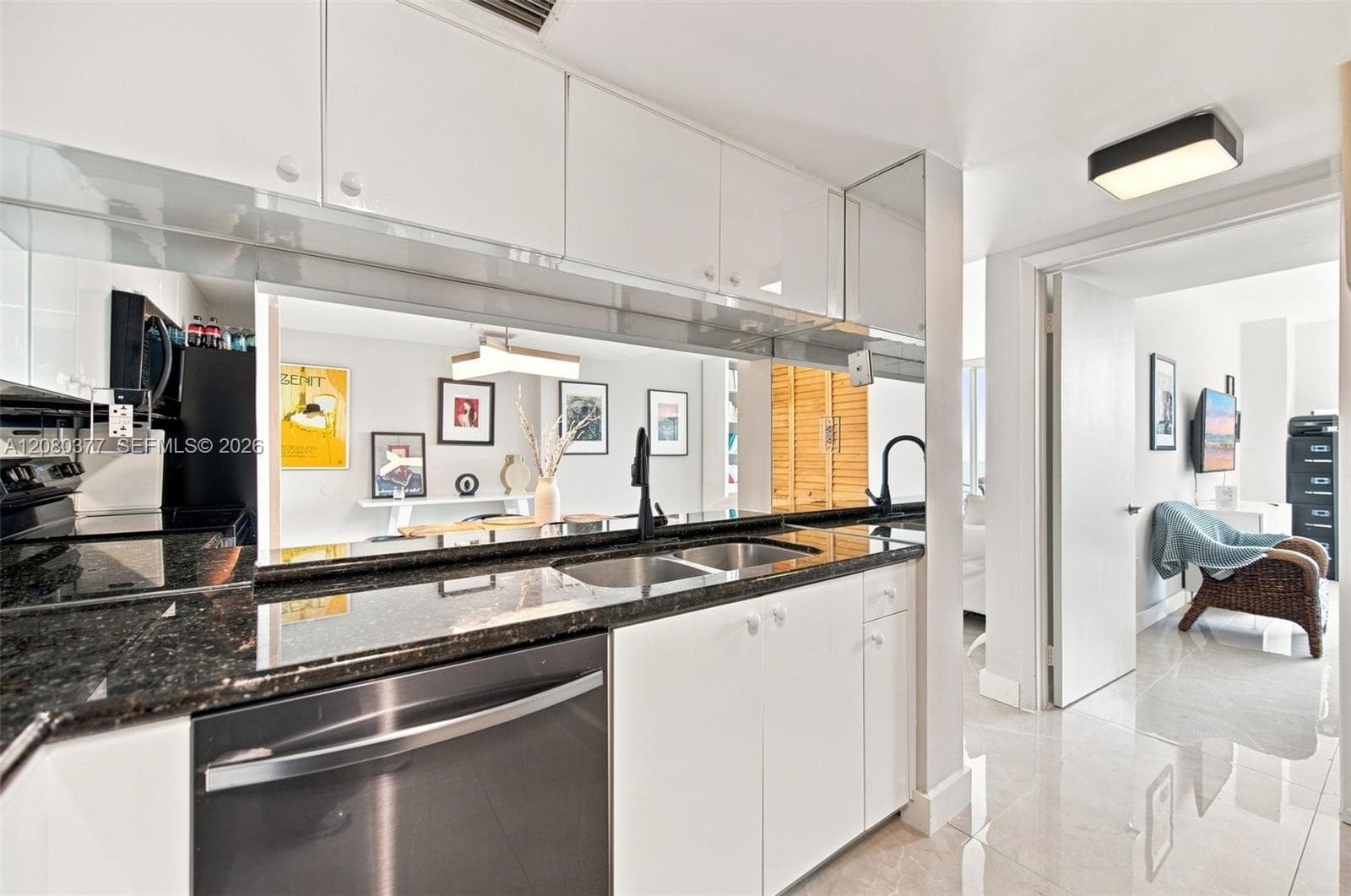 650 West Ave # 406, Miami Beach FL 33139