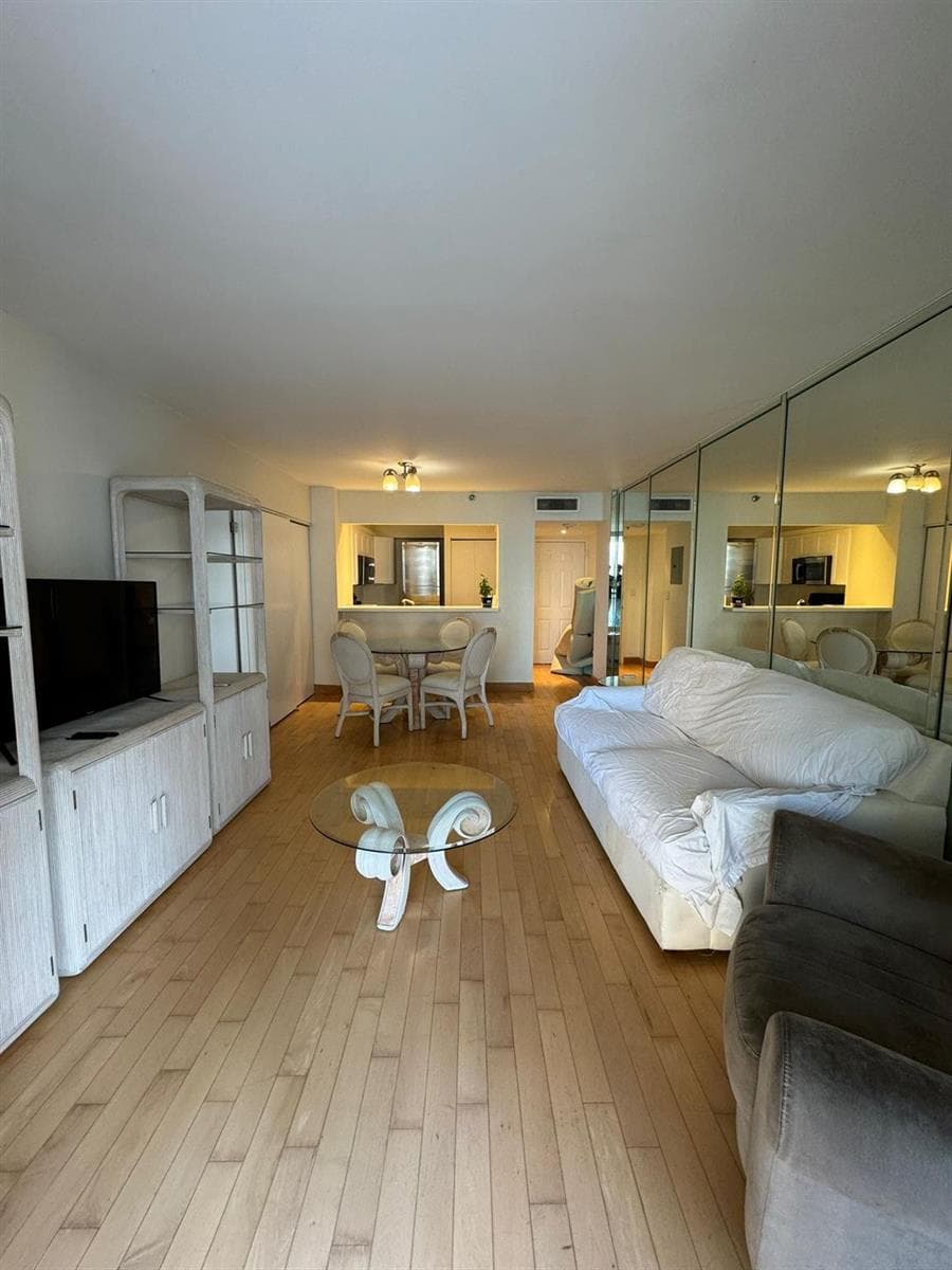 540 BRICKELL KEY Drive # 1214, Miami FL 33131