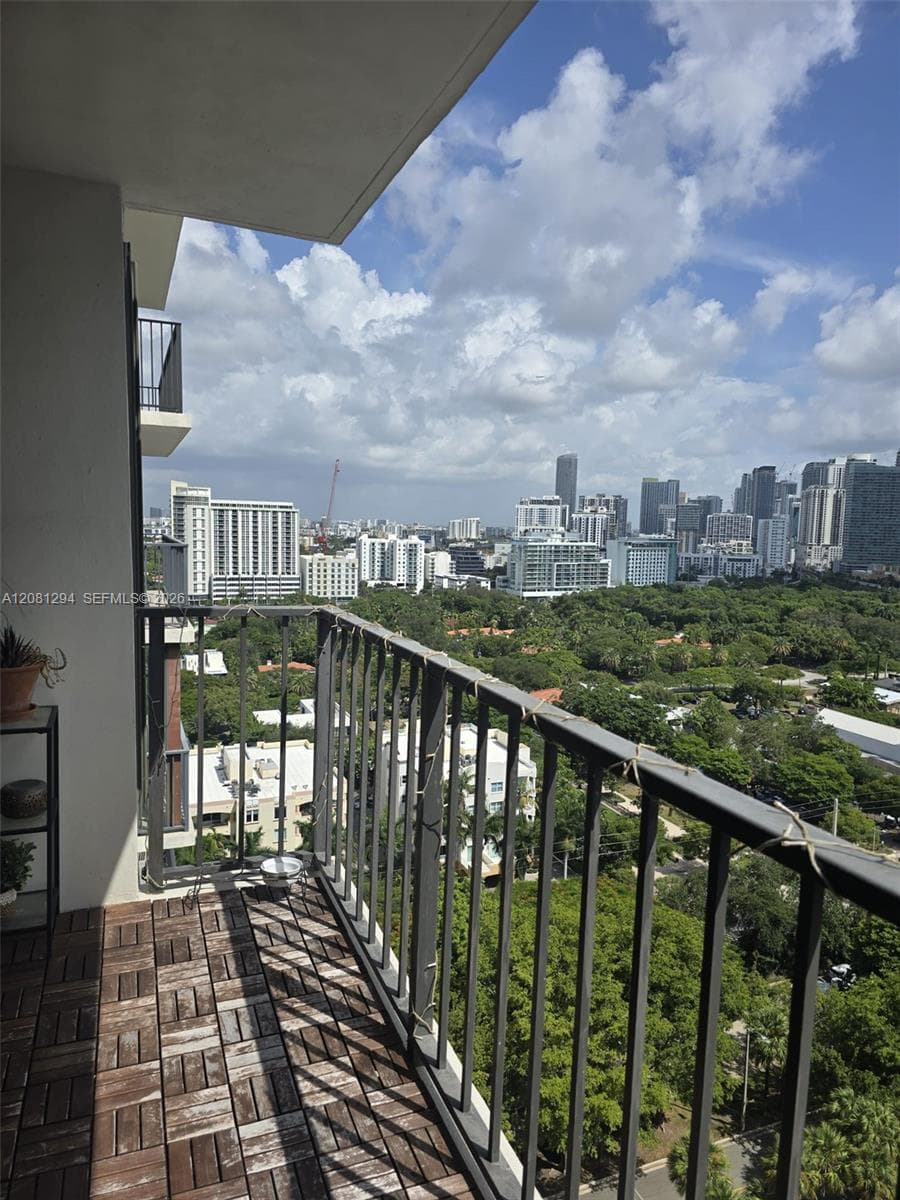 1901 Brickell Ave # B2110, Miami FL 33129