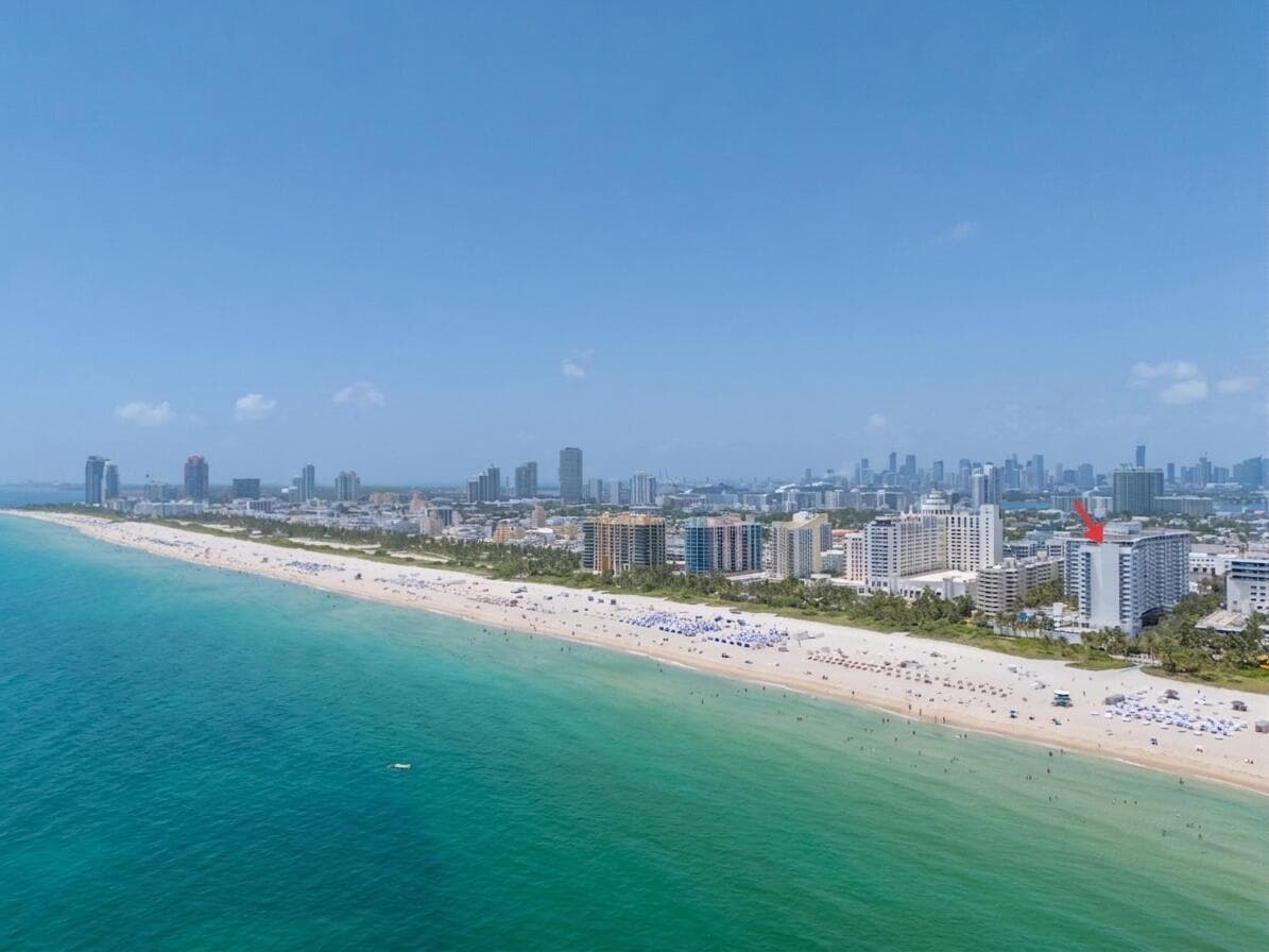 100 Lincoln Road, Miami Beach FL 33139
