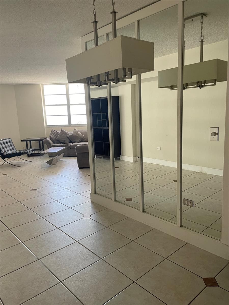 801 Brickell Bay Dr # 767, Miami FL 33131