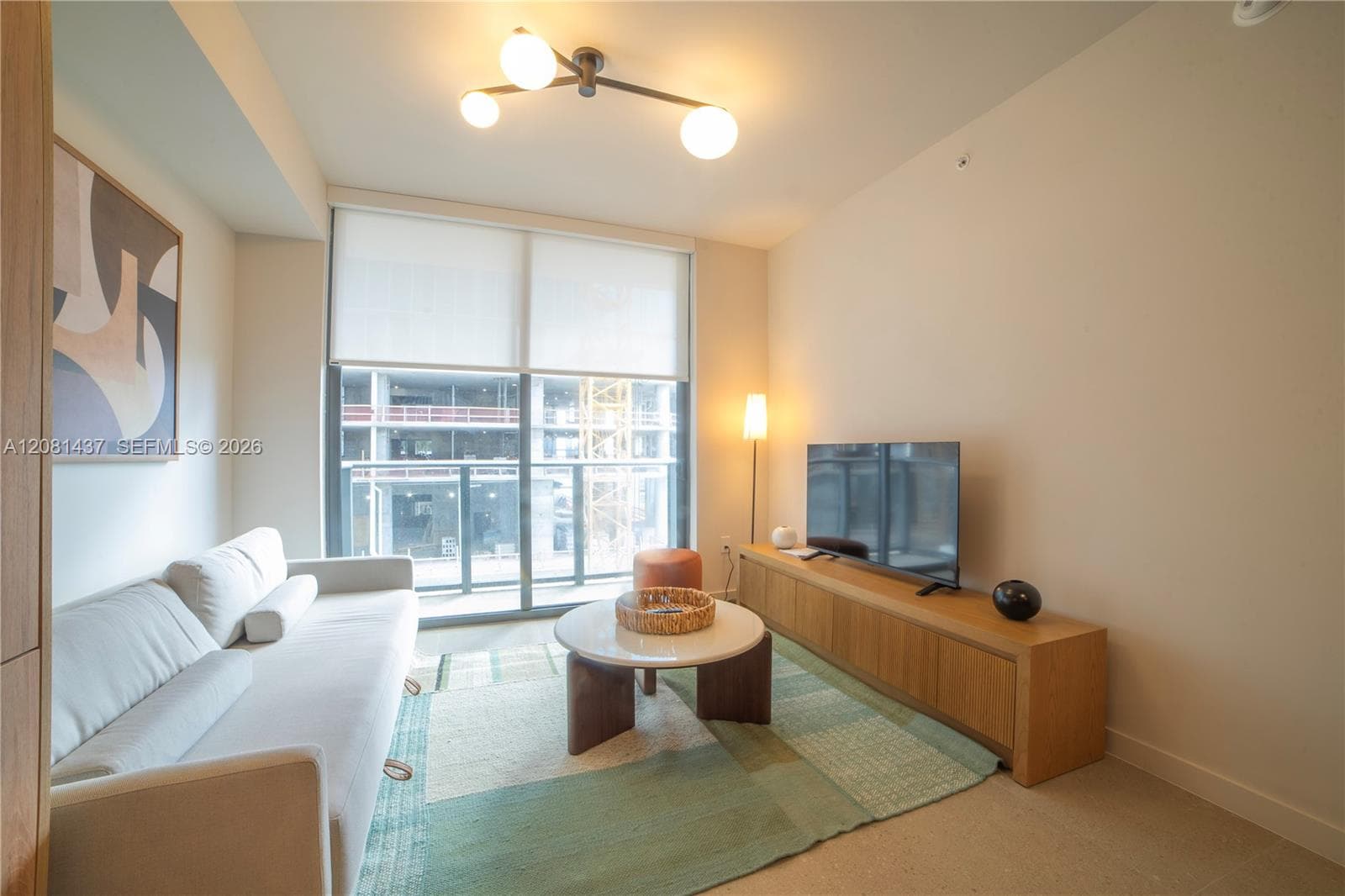11 NE 6TH # 1403, Miami FL 33132
