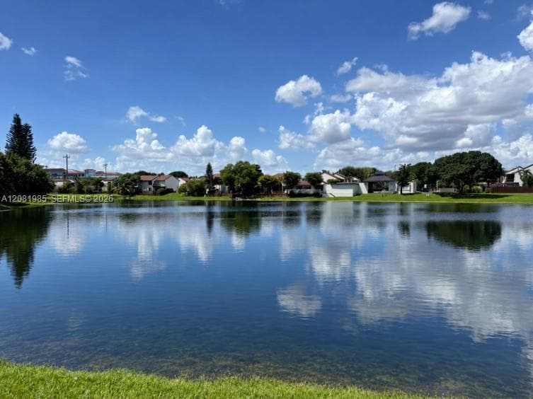9764 NW 4th Ln # 9764, Miami FL 33172