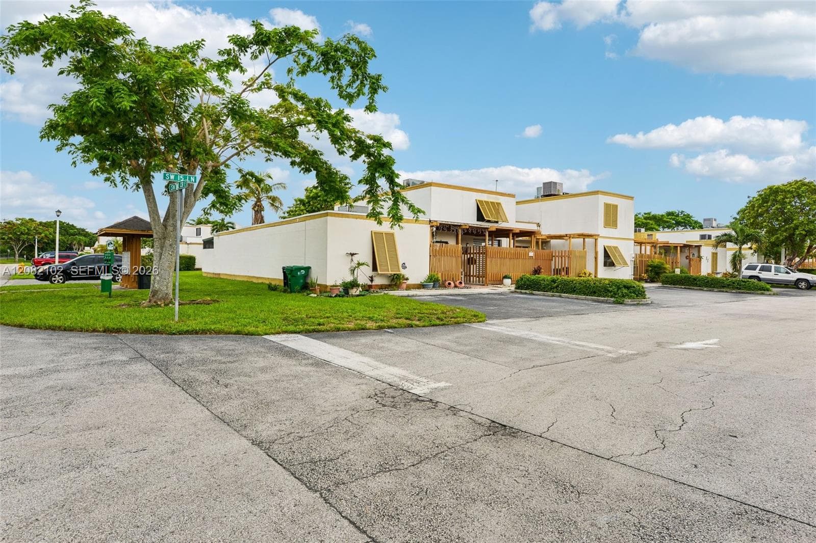 13130 SW 15th Ln, Miami FL 33184