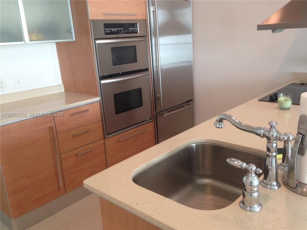 218 SE 14th St # 2108, Miami FL 33131