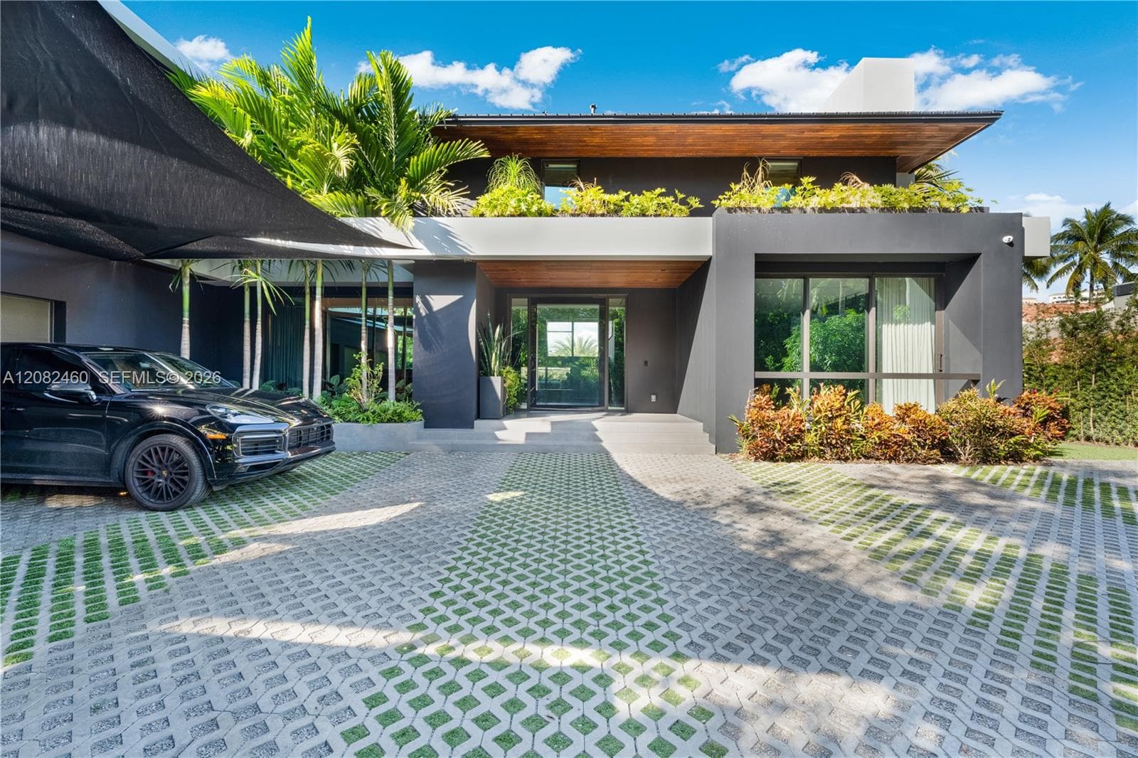131 Cape Florida Dr, Key Biscayne FL 33149