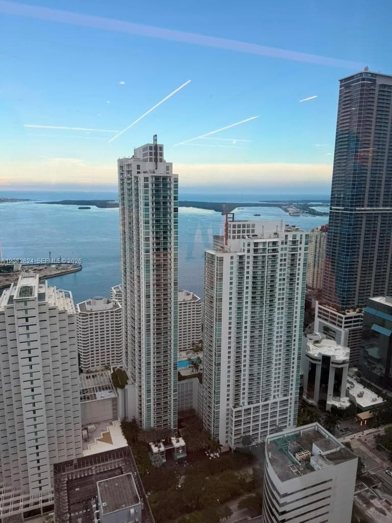 951 Brickell Ave # 2509, Miami FL 33131