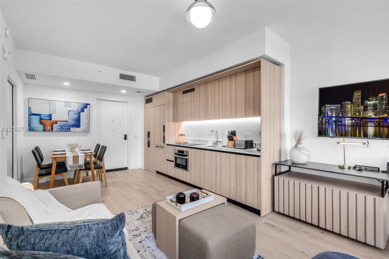 225 N Miami Ave # 2002, Miami FL 33128