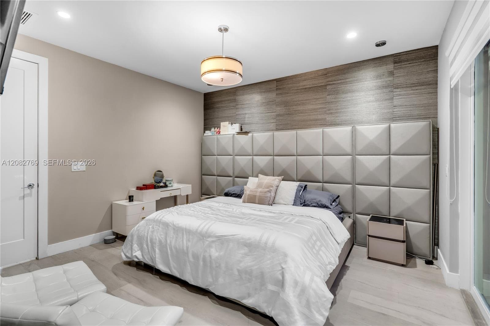 10545 NW 63rd Ter, Doral FL 33178