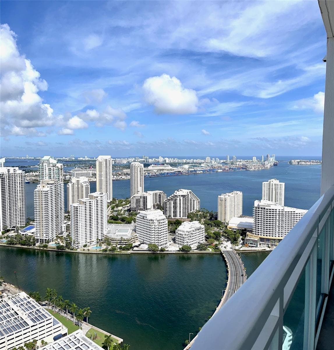 950 Brickell Bay Dr # 4908, Miami FL 33131